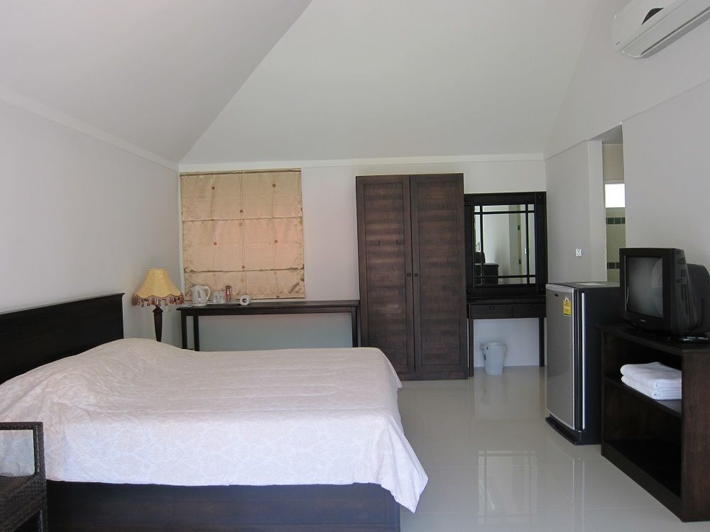 Kalim Hill Hotel Patong Exterior foto